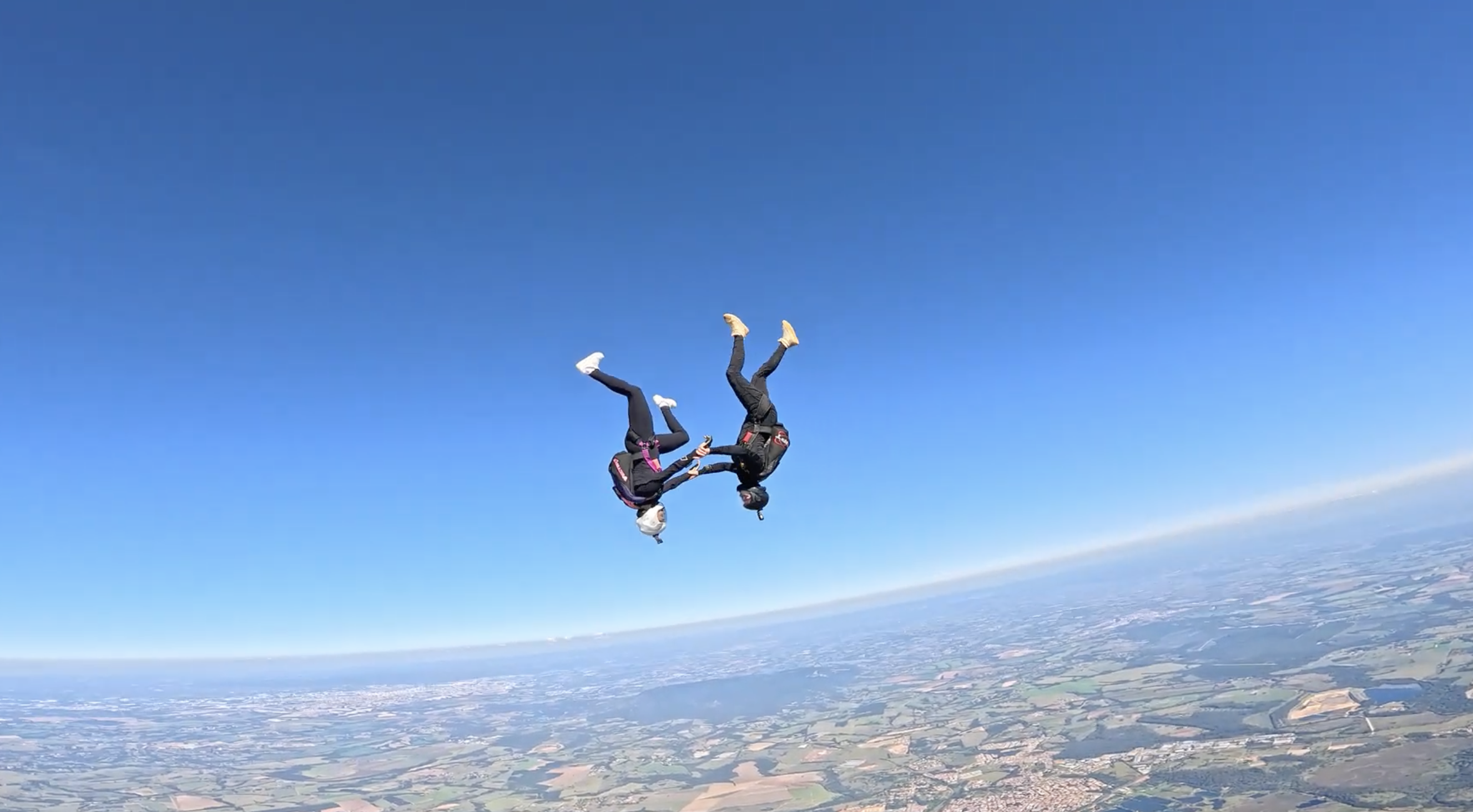 Atletas de freefly em queda livre